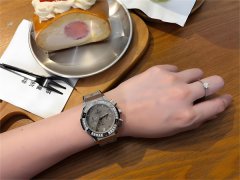 宇舶腕表走慢了原因是啥